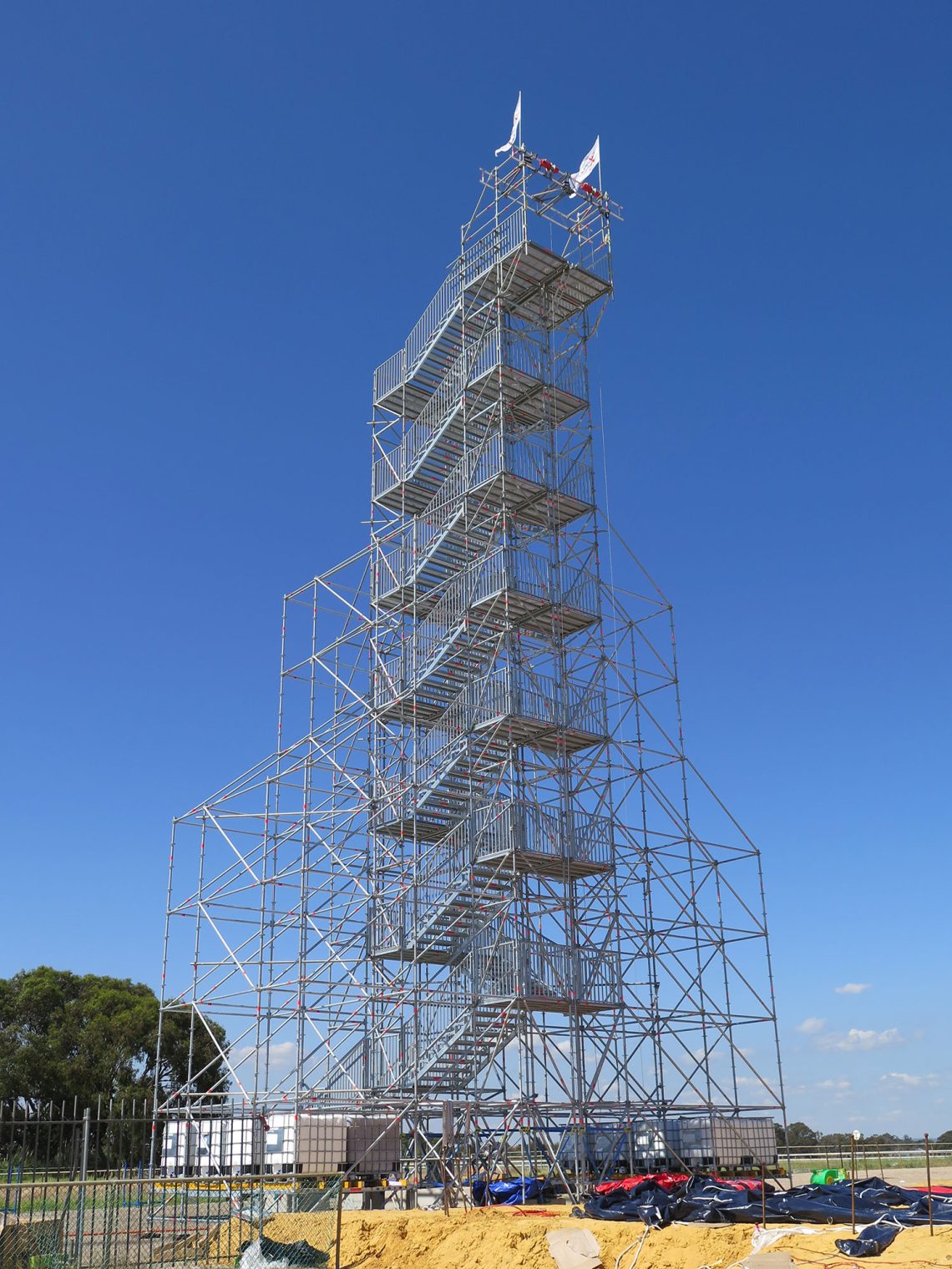 Scaffolding the World's tallest inflatable waterslide - Layher. The ...